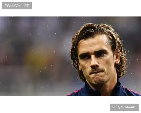 格列兹曼力荐专业足球装备，显著提升赛场表现引关注