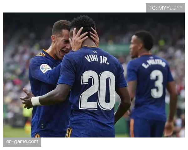 维尼修斯防守参与度是否符合现代边锋要求