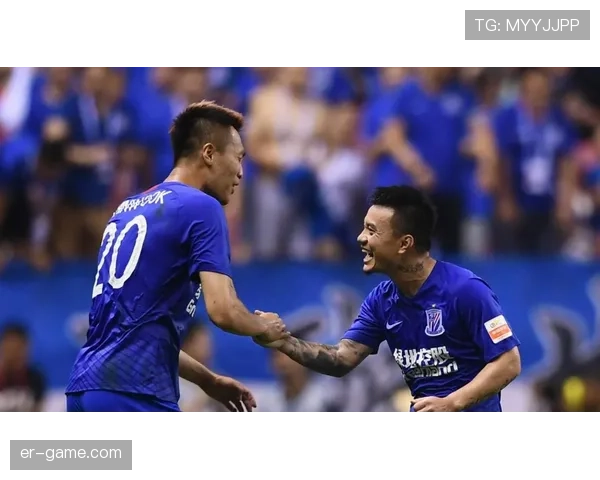 申花争冠前景遭质疑：战术短板与管理问题，对赛季走势形成双重制约